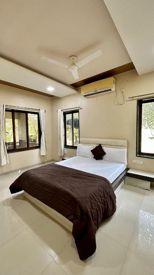 Coral Bay Villa Kashid Exterior photo