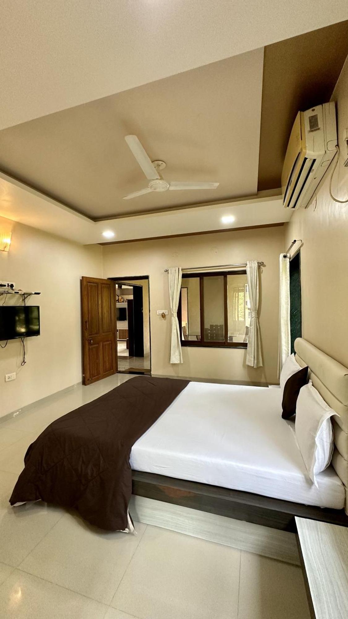 Coral Bay Villa Kashid Exterior photo