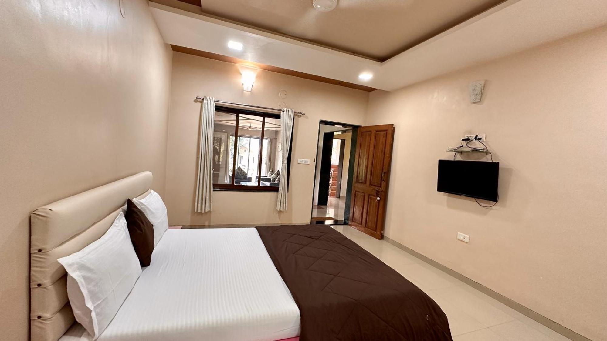 Coral Bay Villa Kashid Exterior photo